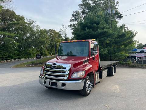 2018 Hino 258/268 for sale at Nala Equipment Corp in Upton MA