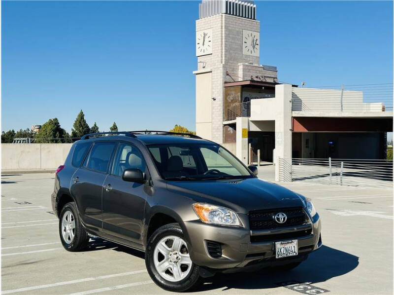 2010 Toyota RAV4 Base photo 18