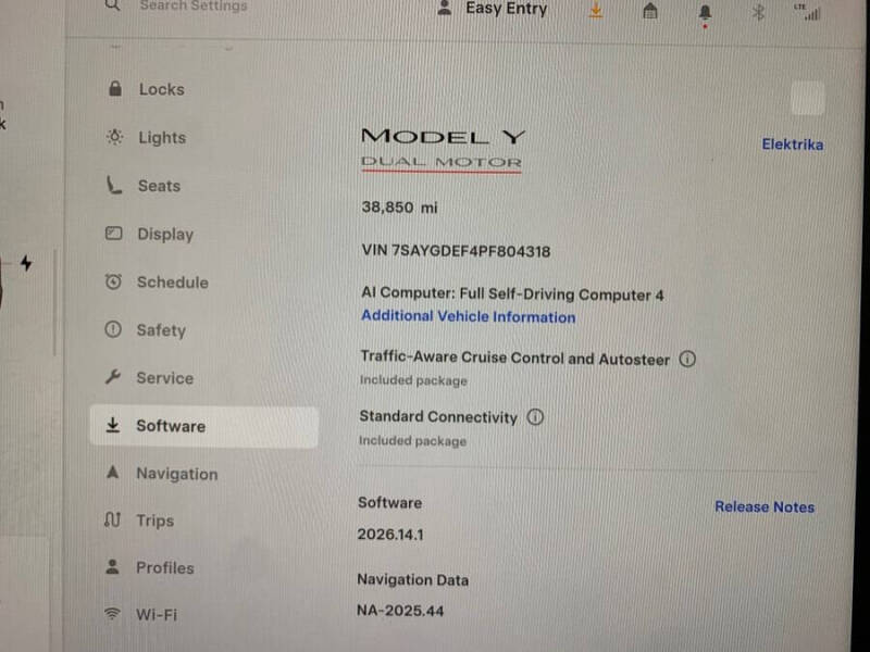 2023 Tesla Model Y Performance