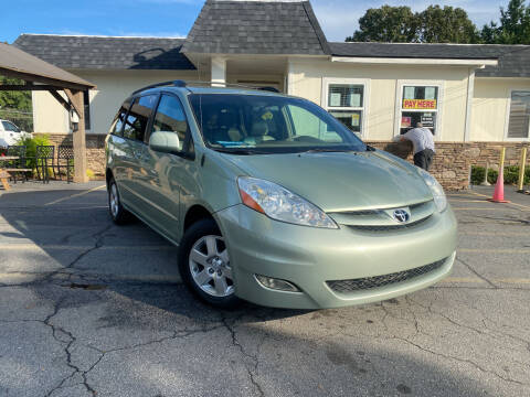 2008 Toyota Sienna for sale at Hola Auto Sales Doraville in Doraville GA