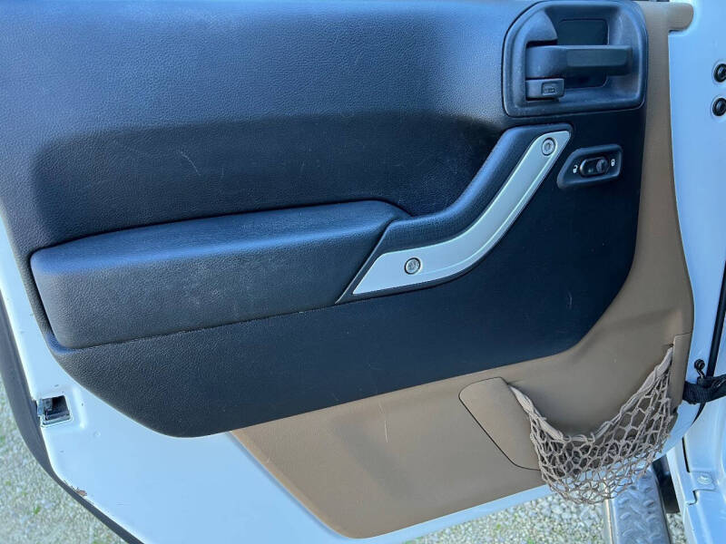 2012 Jeep Wrangler Unlimited Sahara