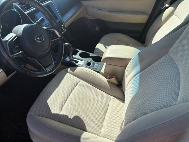 2019 Subaru Outback 2.5i Premium