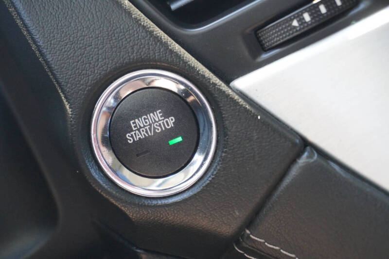 2017 GMC Yukon XL SLT