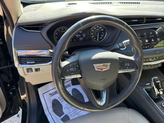 2021 Cadillac XT4 Luxury