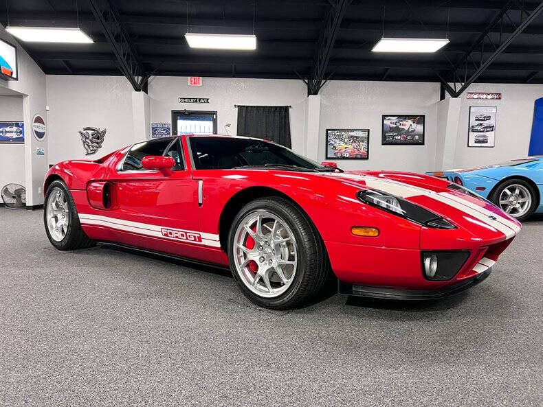 2005 Ford GT