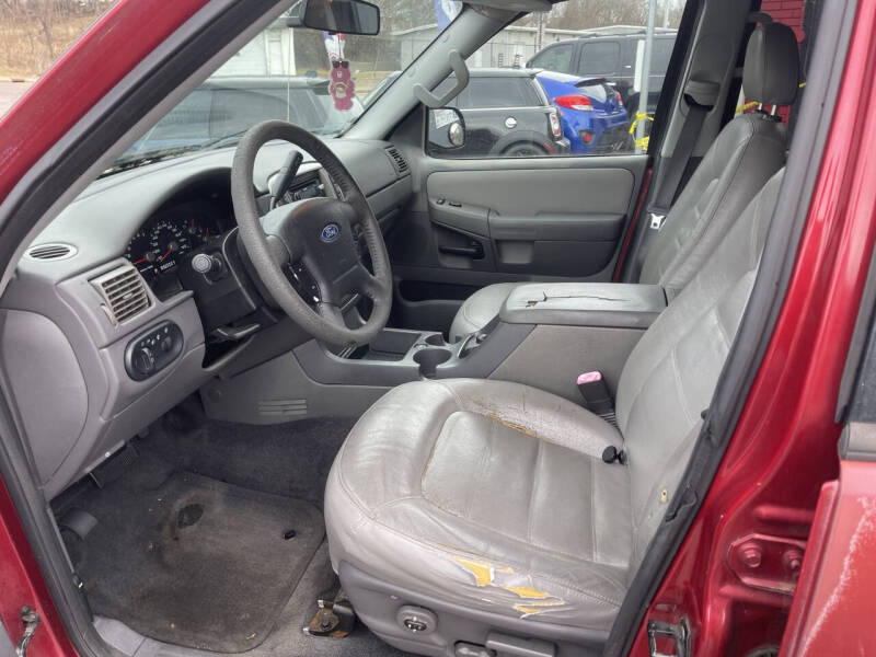 2005 Ford Explorer XLT