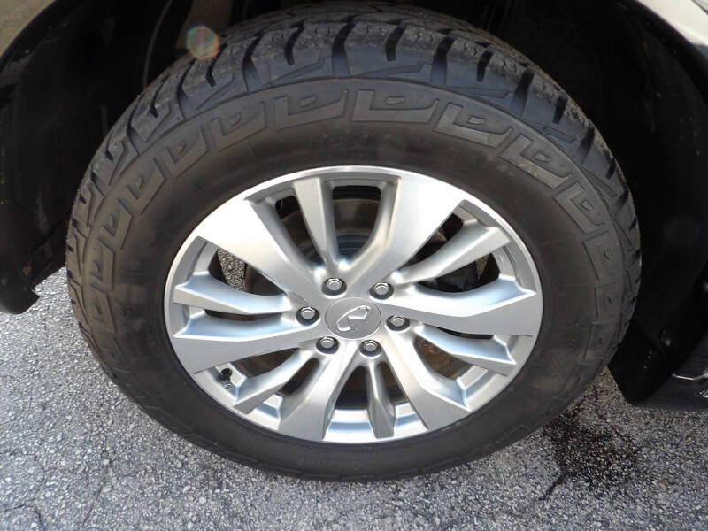 2017 Infiniti QX80