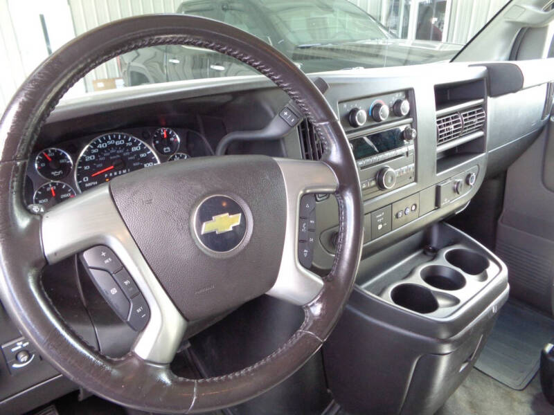 2017 Chevrolet Express LT 3500