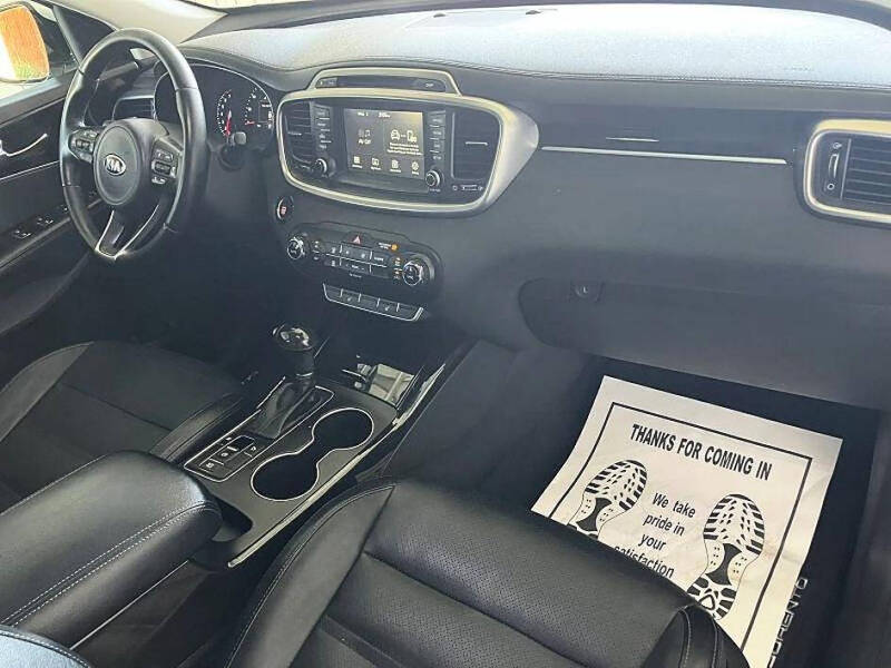 2017 Kia Sorento EX V6