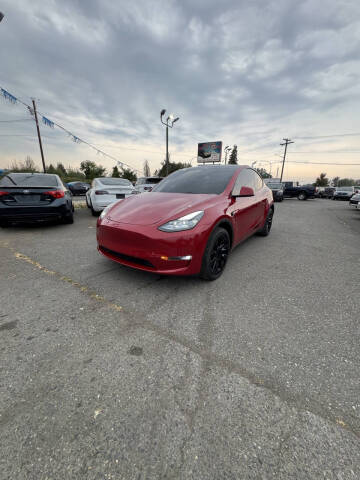 2023 Tesla Model Y Long Range