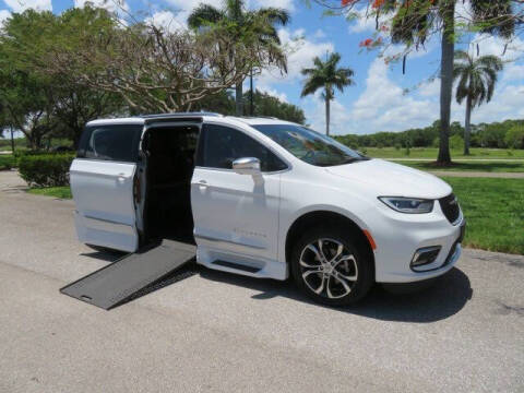 2022 Chrysler Pacifica Pinnacle