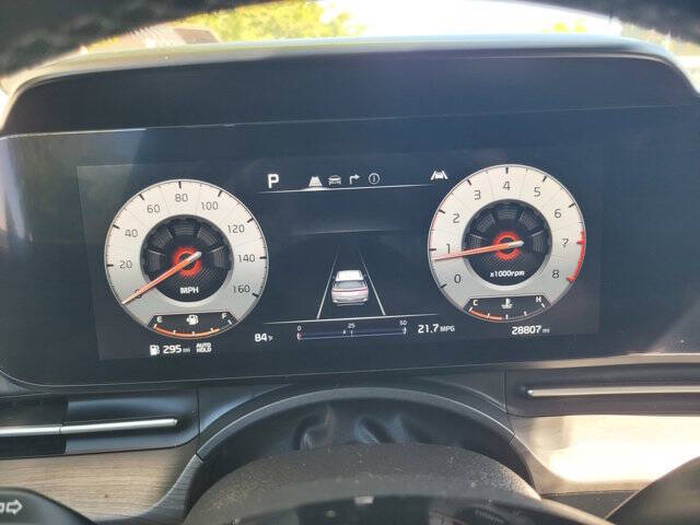 2024 Kia Carnival SX