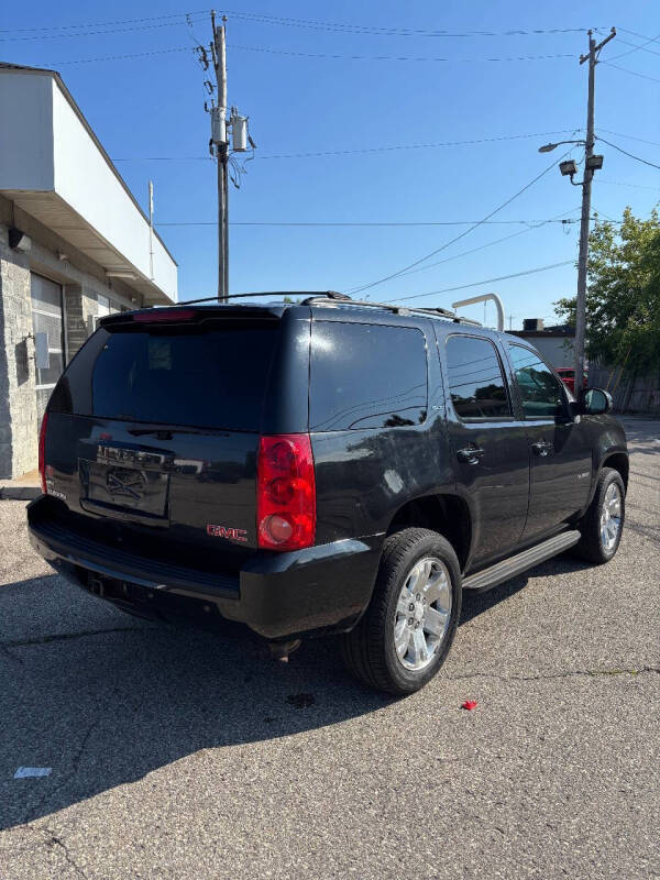 2011 GMC Yukon SLT