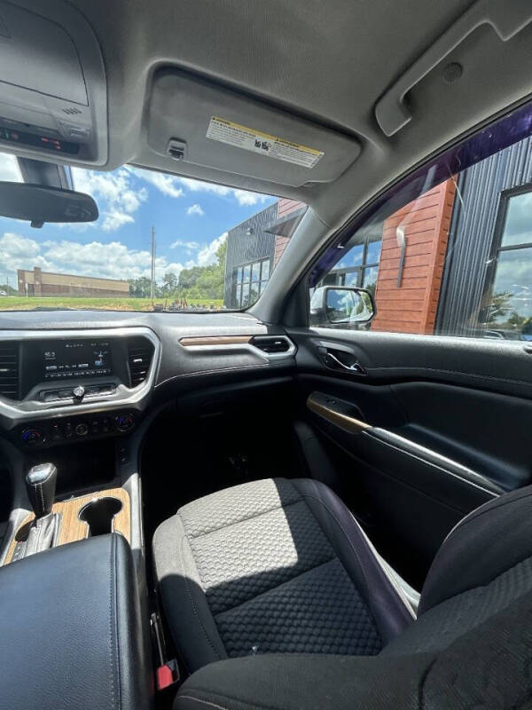 2019 GMC Acadia SLE-2
