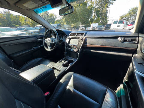 2017 Toyota Camry XLE V6