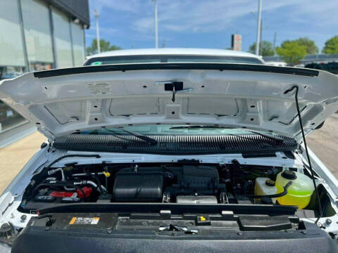 2024 Ford E-Series