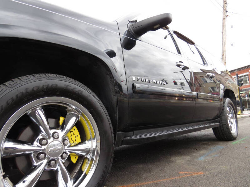 2008 Chevrolet Suburban LTZ