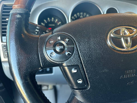 2010 Toyota Sequoia Platinum