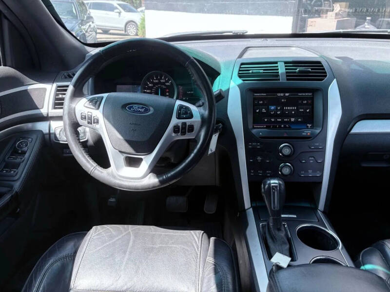 2012 Ford Explorer XLT