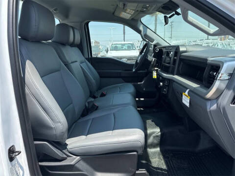 2025 Ford F-350 Super Duty XL