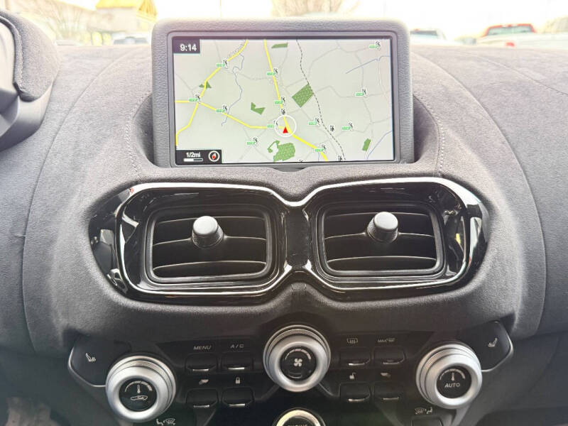 2020 Aston Martin Vantage