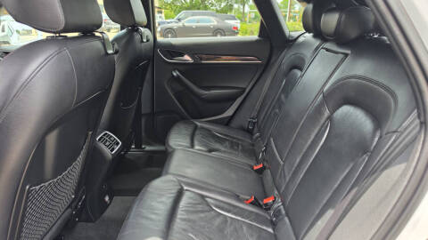 2017 Audi Q3 2.0T quattro Premium Plus