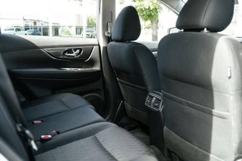 2020 Nissan Rogue S