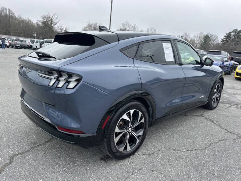 2021 Ford Mustang Mach-E Premium