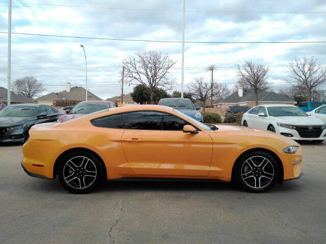 2022 Ford Mustang