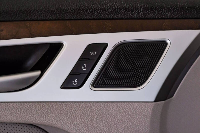 2015 Hyundai Genesis 5.0L