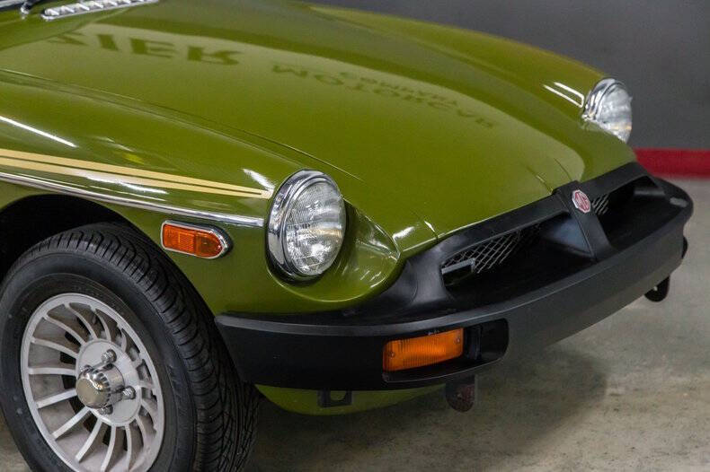 1974 MG B