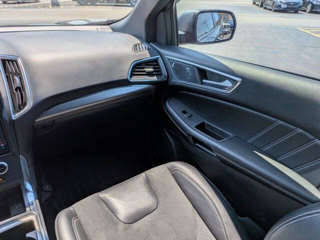 2022 Ford Edge ST
