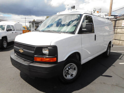 2016 Chevrolet Express 2500