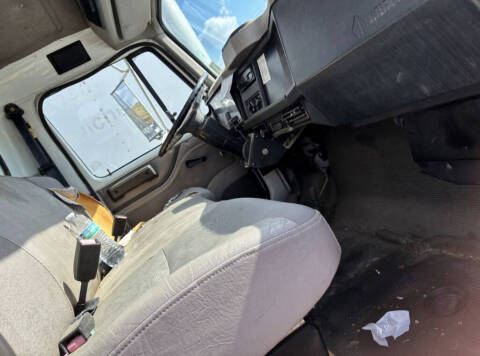 2001 International 4700