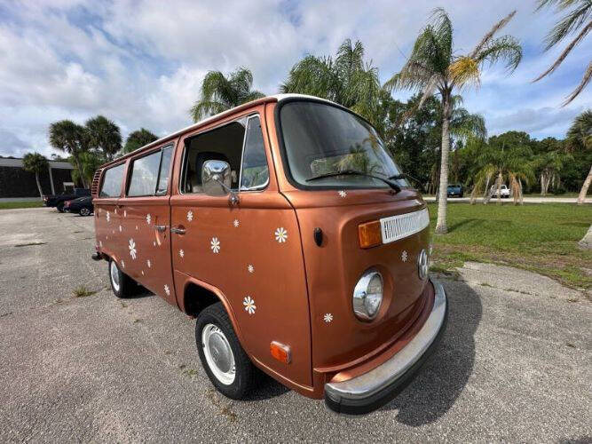 1977 Volkswagen Bus