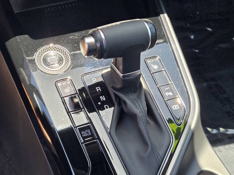 2025 Kia Niro EX