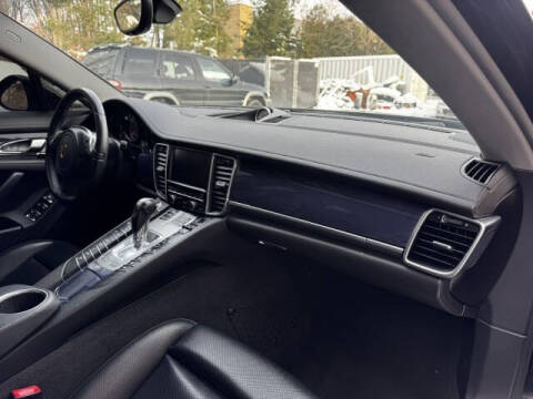 2016 Porsche Panamera 4S