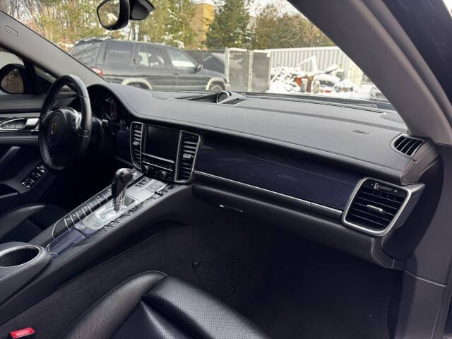 2016 Porsche Panamera 4S