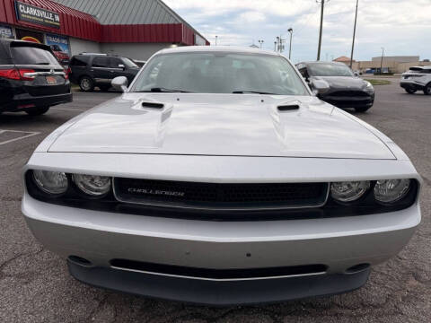 2012 Dodge Challenger SXT