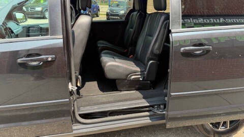 2016 Dodge Grand Caravan R/T