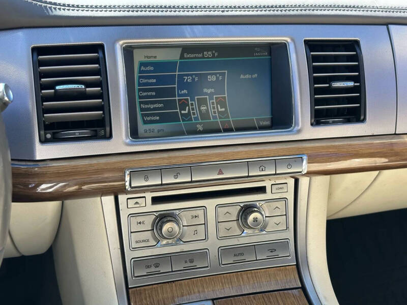 2009 Jaguar XF Premium Luxury