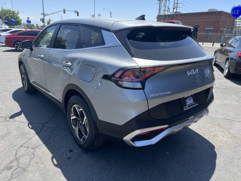 2024 Kia Sportage LX