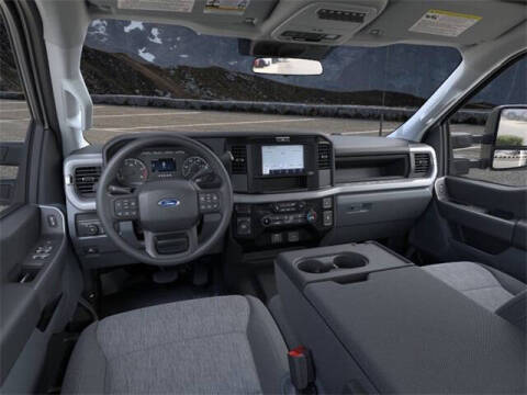 2025 Ford F-350 Super Duty XL