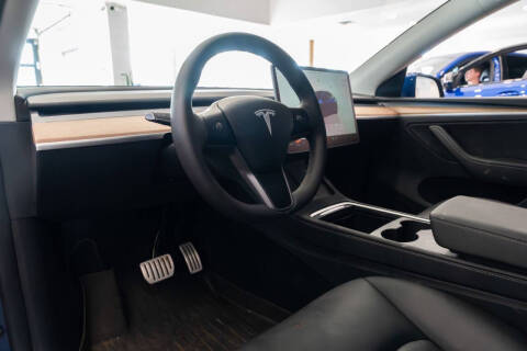 2025 Tesla Model Y Performance