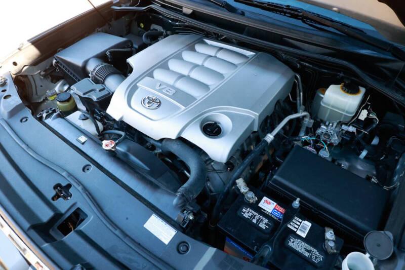 2017 Toyota Land Cruiser