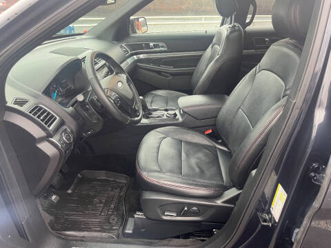 2017 Ford Explorer Sport