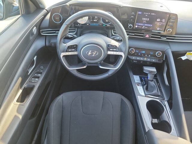 2022 Hyundai Elantra