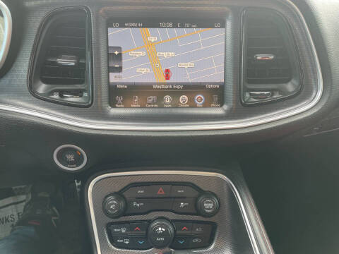 2016 Dodge Challenger SXT Plus