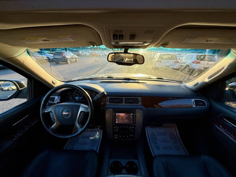 2013 GMC Yukon XL SLT