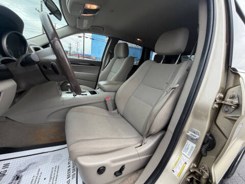 2011 Jeep Grand Cherokee Laredo